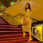 Kira Reed Lorsch Instagram - Stepping into #christmas like…🕊️❤️🎄
