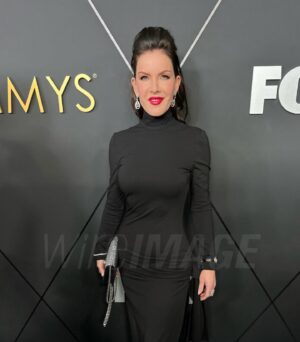 Kira Reed Lorsch Instagram - Too much fun @televisionacad #emmys 🤩 #actress #producer #emmywinner #kirareedlorsch 

💄 @glamsquad 
👗 @dolcegabbana