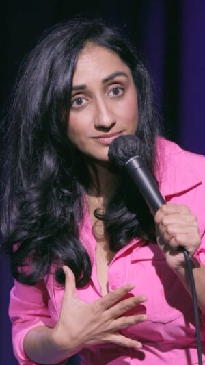 Kiran Deol Instagram - Already pulled out the winter coat for Jan 🥶🇬🇧

Jan 24 - 28 @sohotheatre 

#comedy #girl #weather #england #sunnyday