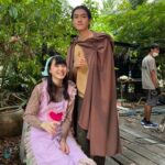 Kirana Pipityakorn Instagram - เป็นยังไงกันบ้างคะทุกคน ใจป๋ม เพลงเเรกของหนูเลย ไม่รู้จะถูกใจทุกคนมั้ย เเต่ก็เต็มที่เลยค่า เพลงนี้มีท่าเต้นด้วย เรียนเชิญชาวติ้กต้อกทุกท่านนะคะะ🤣 หนูขอบคุณพี่ @jeep_loveis มากๆนะค้าที่ให้โอกาสหนูได้มาทำเพลง ขอบคุณพี่ๆ @kiddorecord ทุกคนน พี่โปเต้ พี่พีท พี่เเพทเเพท พี่มายด์ พี่ฝน พี่ตะเเต้ว พี่บอส พี่พลอย พี่เฟรม ขอบคุณพี่ @tthnp @imbellilikehoneytoastandbingsu พี่พระเอกเเละเเฟนสาววว ขอบคุณพี่ @panpanyeeyee เเละทีมของพี่ปันปันทุกคนด้วยนะค้าที่ทำmvนี้ให้หนู สุดท้ายยขอบคุณทุกๆคนที่ฟังเพลงด้วยนะค้า สัญญาว่าจะพัฒนาตัวเองต่อไปคร้าบบบบ🙇🏻‍♀️💖