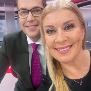 Kirsi Alm-Siira Instagram - 10 satunnaisesti valittua hetkeä vuodelta 2023. Onhan tässä vielä reilu viikko jäljellä, mutta tähän mennessä ei juurikaan nillitettävää.