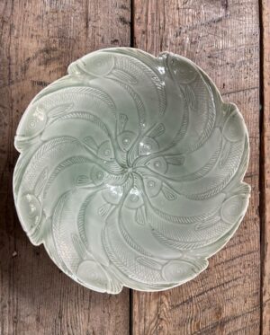 Kirsten Ramsay Instagram - This was too beautiful not to post! 
Here is the completed image of Jane’s fish bowl, pieced back together.

Available on @bbciplayer 

#therepairshop #ceramics #ceramic #repair 
#conservation ##conservatorsofinstagram 
#craft #studiopottery #pottery 
#kirstenramsay