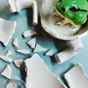 Kirsten Ramsay Instagram - Who doesn’t love a frog in a mug? ….. 

If you missed the sad story behind this very simple but precious tankard, then you can catch up on @bbciplayer and see how those puzzle pieces went back together, restoring precious memories.

@therepairshoptv #therepairshop #frogmug 
#restoration #conservation #repair #mend
#memories  #ceramics #ceramic #china
#earthenware #kirstenramsay