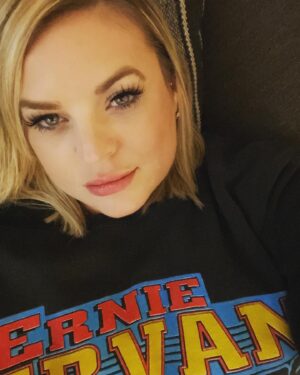 Kirsten Storms Instagram - I’ve heard that getting a haircut can be a cleansing experience. 🤷🏼‍♀️ @abrahamjosephr cut my hair today and it was everything I didn’t know I needed. Not to mention - he’s brilliant at his job.