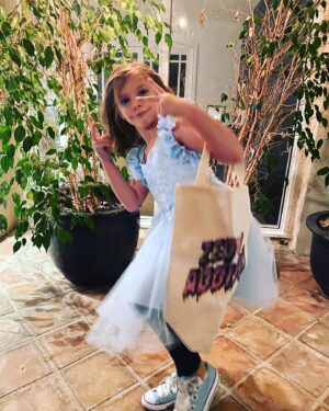 Kirsten Storms Instagram - This kid is growing up too fast. 🥺♥️