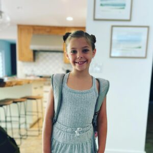 Kirsten Storms Instagram - How much do I love that she’s been wearing her hair like this the last few day? A lot. I love it a lot. #littleZenon (📸 & today’s “space buns” credit: @isabella_devoto)