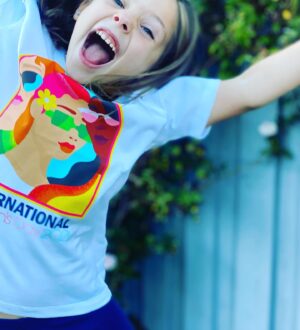 Kirsten Storms Instagram - The future is female. The future is this kid. (Thanks @nnekacali for the shirt! ♥️) #happyinternationalwomensday