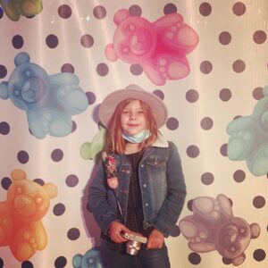 Kirsten Storms Instagram - Harps and I had a great time at @ride.sugar.rush tonight. My favorite part (besides her outfit) was how much she enjoyed taking pictures of all the cool candy art displays. There was a ballerina in an ice cream set and she did some pretty ballet moves when she saw Harper taking pictures. It was the cuuuuutest.