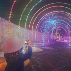 Kirsten Storms Instagram - Harps and I had a great time at @ride.sugar.rush tonight. My favorite part (besides her outfit) was how much she enjoyed taking pictures of all the cool candy art displays. There was a ballerina in an ice cream set and she did some pretty ballet moves when she saw Harper taking pictures. It was the cuuuuutest.
