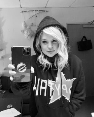 Kirsten Storms Instagram - New favorite sweatshirt.  @pythia (I love the embroidered butterflies on the hood 🦋)
#dressingroomselfie #generalhospital