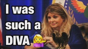 Kirstie Alley Instagram - Honesty is always the best policy! Once Upon a Time I acted like a diva 💁🏼‍♀️ because I thought that’s how an actress should be..... but it’s not who I am...@bbuk #celebritybigbrother #bigbrother #cbbuk #bbuk #president #ryanthomas #vicepresident #itsjustagame #teamkirstie #teamkirstiealley #uk #usa #diva #divanomore #beyourself #justbeingme