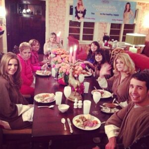 Kirstie Alley Instagram - #regram from @kellyptravolta Dinner with the #CampKirstie contest winners. Pre-pajama party.