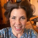 Kirstie Allsopp Instagram - Back at work and a special treat, we’ve got make up. We don’t usually have glamour help on @c4locationsofficial or @loveitorlistituk but when Phil and I do studio work (which usually means being at mine 🙄) we do. #yippee #makeupartist @emma_pats_mua