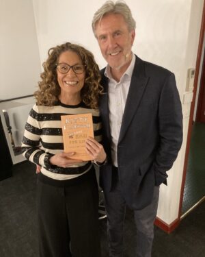Kitty Flanagan Instagram - It’s finally happening! First show back…starting any minute now. Good luck everyone! Malthouse theatre Go!