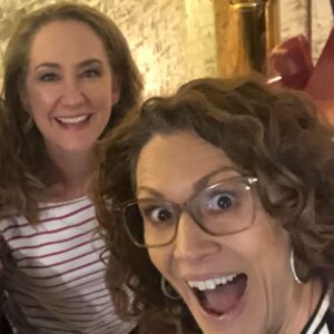 Kitty Flanagan Instagram - Me and Penny - or as I like to call her “The King from Hamilton” - she does one song and steals the show every night. Backstage at our final Sydney comedy festival gig @enmore_theatre. Thank you Sydney, we’ve had the best time! #croppedoutliznvonsorry