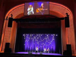 Kitty Flanagan Instagram - Thank you Melbourne! To quote dirty dancing, I had the time of my life. First time doing my own show at the amazing Palais theatre. Loved it so much - I’m going to do it again on the 17th of November. Tell your friends! This is another encore performance of the Melbourne comedy festival show I did earlier this year. 

Perth get ready, I’ll see you in a couple of days! 😻X