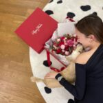 Ko Sung-hee Instagram - 🎁 🐕 ❤️ = Christmas Already🎄 💌 Special Thanks to @rogervivier 너무 오랜만이죠, 잘 지내고들 계신가요? miss-ya-all.