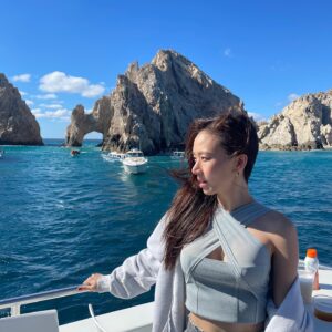 Ko Sung-hee Thumbnail - 45.3K Likes - Top Liked Instagram Posts and Photos