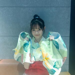 Kohaku Shida Instagram - 念願の浴衣着て花火大会！
今年の夏にしたかったこと叶いました🎇🍧