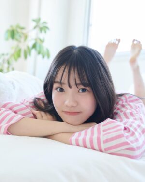 Kohaku Shida Instagram - 今日のカレンダーアザーカット🌸