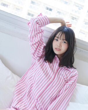 Kohaku Shida Instagram - ⏰
カレンダーアザーカット公開！
今週も頑張っていきましょう〜