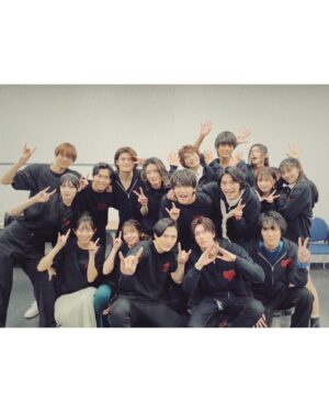 Kohaku Shida Instagram - ｢超英雄祭｣ありがとうございました。
会場にお越しくださった皆様、配信をご覧になって
くださった皆様、
素敵な景色を見せてくださり本当にありがとうございます。

ドンブラザーズ、最後の最後までよろしくお願いします！

鬼最高〜！！

 #超英雄祭2023