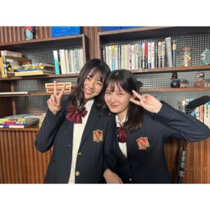 Kohaku Shida Instagram - ⠀ 
Zドラマ ｢最高の生徒｣最終話

皆で過ごした一生の想いで。
ひかり、本当にありがとう。
 

撮影期間は、
今この瞬間で感じたことを嘘なくありのままに
お芝居し、表現し、 初めての感覚ばかりでした。
これからも強く、お芝居と向き合っていきたいと
思える日々でした！

この作品が皆様にとって、
変わりたいと思う契機となっていたら嬉しいです‪‪。

最後までご覧いただきありがとうございました🏫