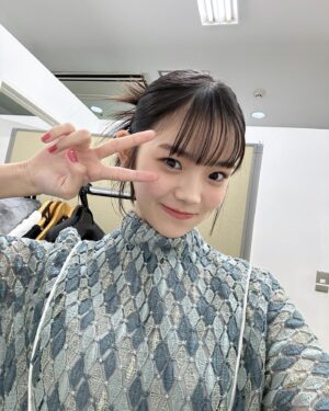Kohaku Shida Instagram - ᵔ-ᵔ
カレンダーイベントのお衣装🕊‪

👗@aoiwakana.official
👡@alm._official