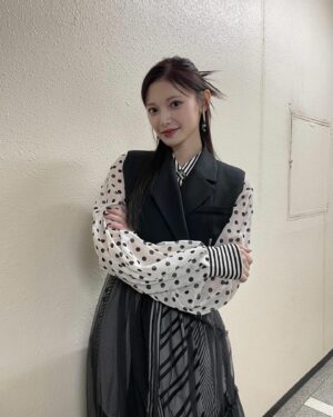Kokoro Aoshima Instagram - ❄️
12,22 公開初日舞台挨拶ありがとうございました
しんちゃんみたいなほっぺはご愛嬌で🤍
・
ガッチャード&ギーツ、劇場まで是非足を運んでみてくださいね