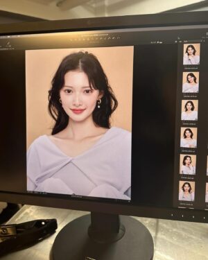 Kokoro Aoshima Instagram - 🍒
@vocemagazine × @est_jp 
ずっとお会いしたかった長井さんにメイクしていただけて幸せでした♡