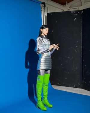 Kokoro Aoshima Instagram - @nylonjapan 
365anniversary ということで4月の6日間連載していただきました！
最終日の衣装しかオフショ撮ってなくてなかなか載せれずにごめんなさいです〜。。

色んな格好しましたので是非☺︎🥂
 #nylonjapan 
 #365anniversary