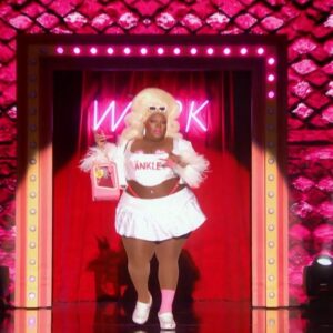 Kornbread Jeté Instagram - It’s not a willow pill… its a BIG pill. 
🗣 COMFY COUTURE
Shoes: @balenciaga crocs
Bag: @balmain Paris Barbie Collection 
Garment: @michaelbrambila 
Wig: @wigsbycross_ 
Nails: @nailedbyjoseph 

Is you HUNGRY?! Cuz bitch I’m BAKED!