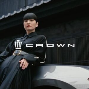 Kozue Akimoto Instagram - TOYOTA CROWN STYLES🛞
#toyota #crown #fcev #水素車