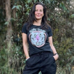 Krishna de Caso Instagram - Hoy en mi cumple me celebro, me abrazo y me agradezco por cada momento vivido, por todas las batallas ganadas y los miedos superados. Y principalmente por las risas y las locuras que me han acompañado y han llenado mi vida de historias inolvidables. Infinitas gracias a todos los que estuvieron y a los que siguen junto a mi, vamos por mas !!! #felizcumoleparami #felizcumpleaños