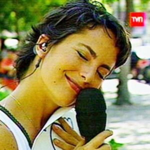 Krishna de Caso Instagram - Alguna vez tuve así de corto el pelo y lo amaba 😜😊😍 El problema fue dejarlo crecer jajaja y amo esta foto porque fue haciendo un movil para #pasiones de #tvn #tbt #throwbackthursday