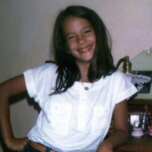 Krishna de Caso Instagram - Hoy en mi cumple me celebro, me abrazo y me agradezco por cada momento vivido, por todas las batallas ganadas y los miedos superados. Y principalmente por las risas y las locuras que me han acompañado y han llenado mi vida de historias inolvidables. Infinitas gracias a todos los que estuvieron y a los que siguen junto a mi, vamos por mas !!! #felizcumoleparami #felizcumpleaños