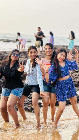 Krishnapriya K Nair Instagram - Let’s skip to the good part🌊☀️⛱️
#goadiaries 

#goadiaries #goabeach #vibes #holidays #trip