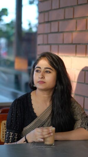Krishnapriya K Nair Instagram - When love begins with a “Tea”

Tag your tea partner ✨

#reelsinstagram #trending #trendingsongs #viralreels #viralvideos