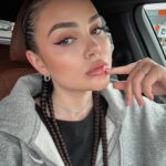Kristal Shine Instagram - Friday mood🤭