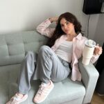 Kristal Shine Instagram - Mám radosť! Natáčanie bola strašná sranda! Takže sa velmi teším na výsledok.