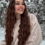 Kristal Shine Instagram - ❄️❄️❄️