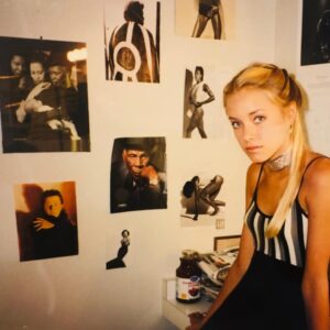 Kristanna Loken Instagram - In the makeup room on the set of “As The World Turns”, my first acting job. I was 13.

Did you watch that soap? 

#throwbackthursday #tbt #actor #acting #astheworldturns #soaps