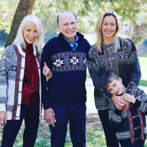 Kristanna Loken Instagram - Happiest of Holidays from the Loken’s! Wishing everyone a safe, healthy, and joyful festive season! #holidays #christmas #joy #blessed @mccarsonbenzteam