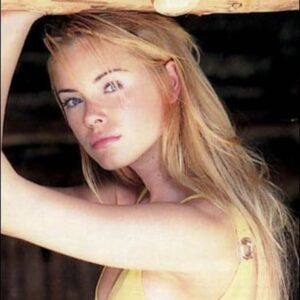 Kristanna Loken Instagram - Teenage me from my modeling days ✨

#ThrowbackThursday  #modeling