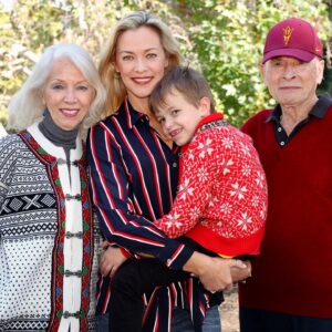 Kristanna Loken Instagram - Happy Holidays from my family to yours! How are you spending your time during the festive season? This is my favorite time of the year! 🎄❄️⛄️ event by @mccarsonbenzteam #holidays #christmas #family #love #favoritetimeofyear