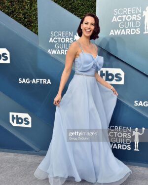 Kristen Gutoskie Instagram - Oh what a night. Filled with gratitude. Thank you so much @sagawards for having me. I had the most magical evening 💙
And to my @handmaidsonhulu loves- you light my heart on fire I love you all so much 💃🏻 And an extra special thank you to the amazing @mrmontyjackson for styling me and my incredible glam team @tobyfleischman @craiggangi 💙💙💙 Got to feel like a princess for a night 🥰

Dress @jennypackham 
Jewels @heartsonfireco
@memoirejewelry