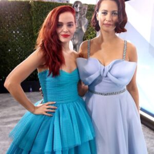 Kristen Gutoskie Instagram - Oh what a night. Filled with gratitude. Thank you so much @sagawards for having me. I had the most magical evening 💙
And to my @handmaidsonhulu loves- you light my heart on fire I love you all so much 💃🏻 And an extra special thank you to the amazing @mrmontyjackson for styling me and my incredible glam team @tobyfleischman @craiggangi 💙💙💙 Got to feel like a princess for a night 🥰

Dress @jennypackham 
Jewels @heartsonfireco
@memoirejewelry