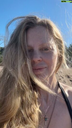 Kristin Bauer Instagram - Morning beach yoga class. I am hesitant to post my Yoga retreat in Costa Rica as it feels frivolous, but this isn’t how my life always is. And also if it could be or was - or is for anyone who lives in this Eden full time - Good for you! Because there is suffering in the world and frankly, so many wrongs and horrors, and it serves no one for all of us to, as witnesses to the evils, who can’t control it, to also suffer. For most of my life I’ve felt I needed to suffer with my loved ones who were suffering to stay connected to them and I worried that if they weren’t ok, I wouldn’t be. 
But new chapter so I’m having a glorious week. I’ve dreamed of coming here for so long. And here I am and  here it is. 🤷‍♀️ #costarica #yogaretreat