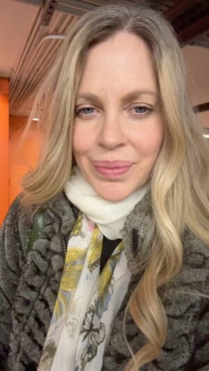Kristin Bauer Instagram - GO SEE @christspiracy MARCH 20 or 24!!! Incredible!! For everyone who thinks of themselves as ANY religion or even a tiny bit spiritual or just curious about this Christ guy… or wondering what all religions have in common!!! GO SEE IT!!!!!! 
#catholic #buddhist #hindu #spiritual #muslim #islam #christian #religion #ancientteachings