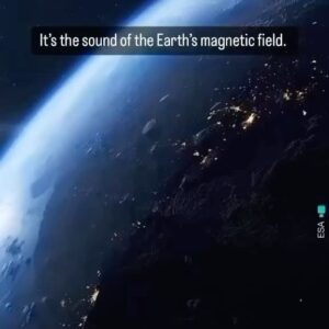 Kristin Bauer Instagram - How an #aurora is formed. Wow!🤩 😮 🤯
@thedeepastronomy